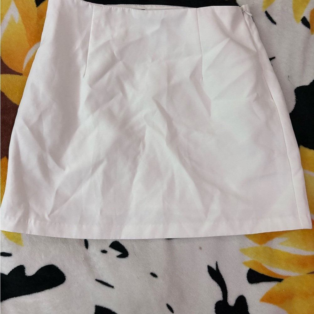 Forever 21 Cream A-line Mini Skirt Casual